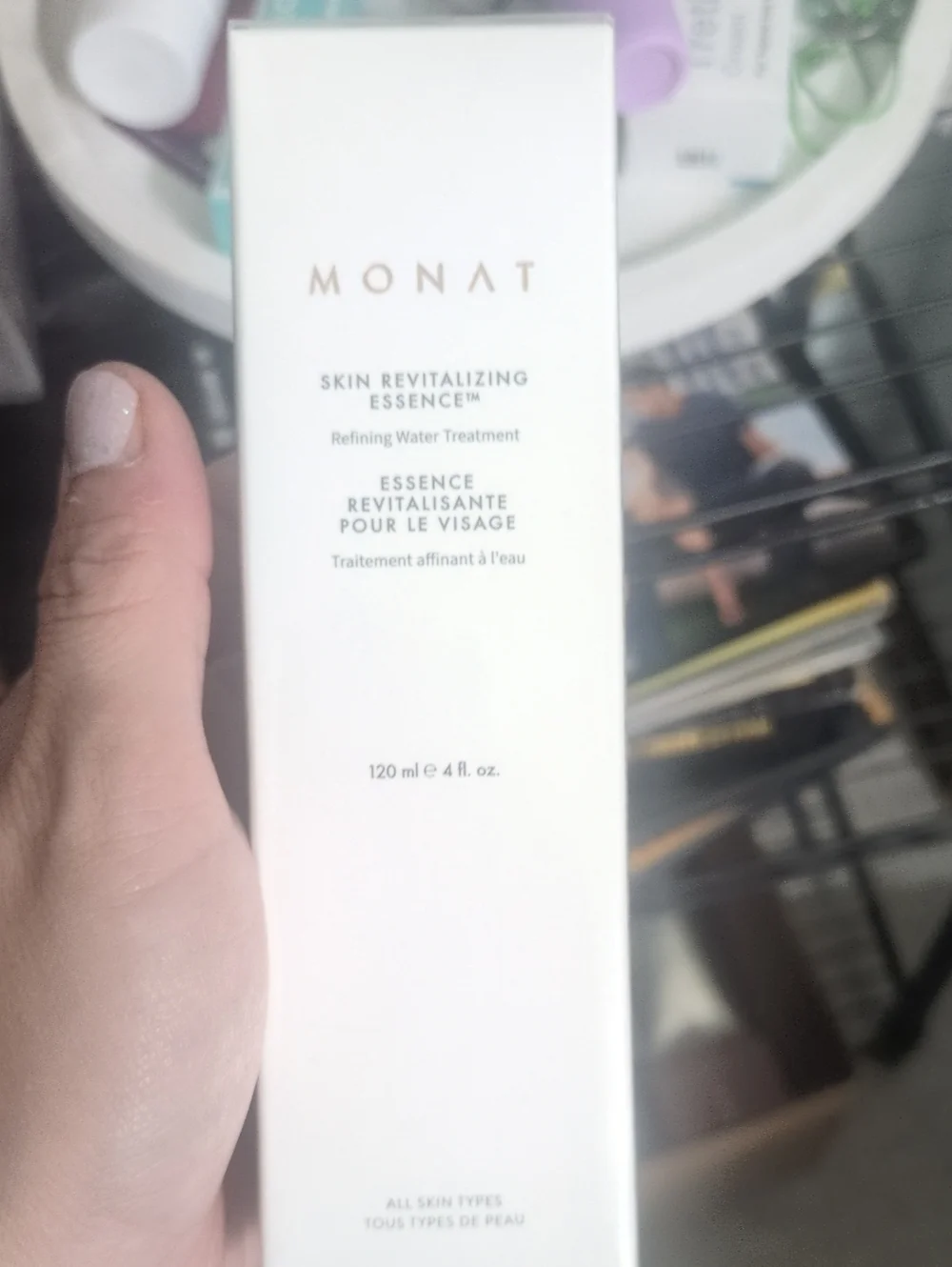 MONAT Skin Revitalizing Essence Toner – White